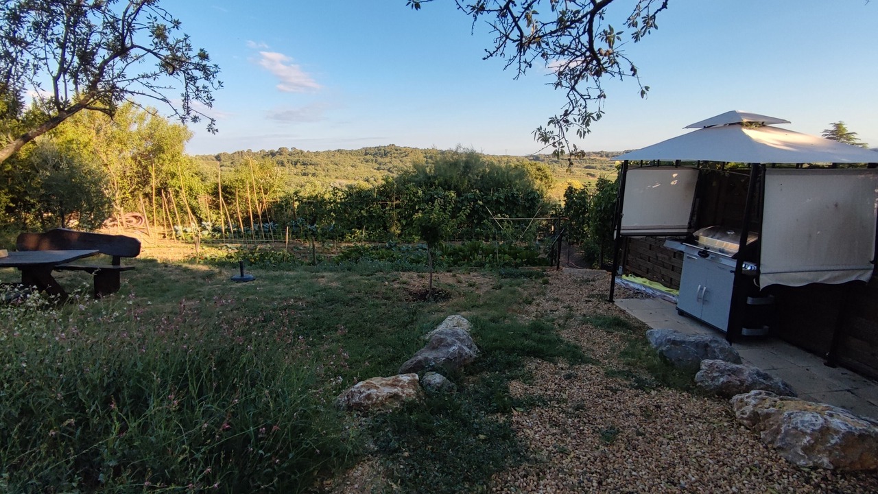 Photo of Outdoor in Corneilhan