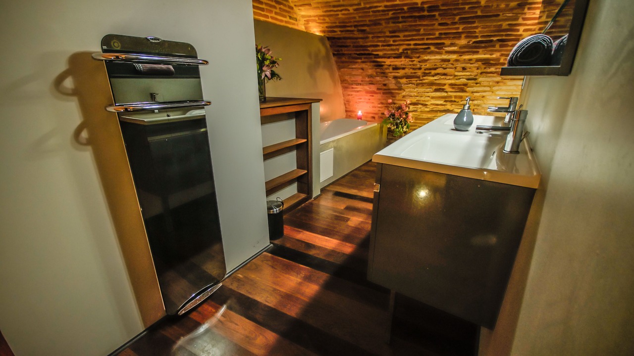 Photo of Bathroom in Carmes