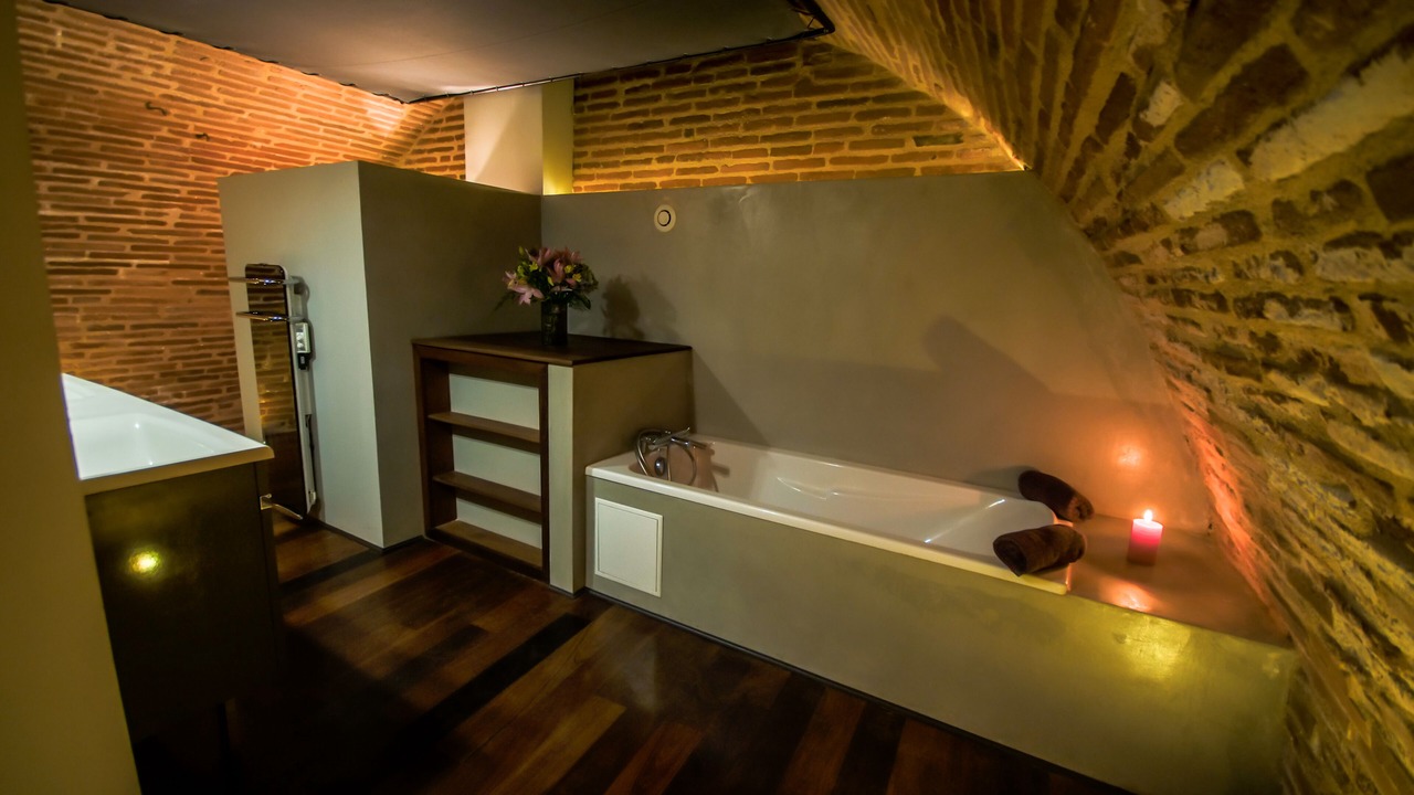 Photo of Bathroom in Carmes