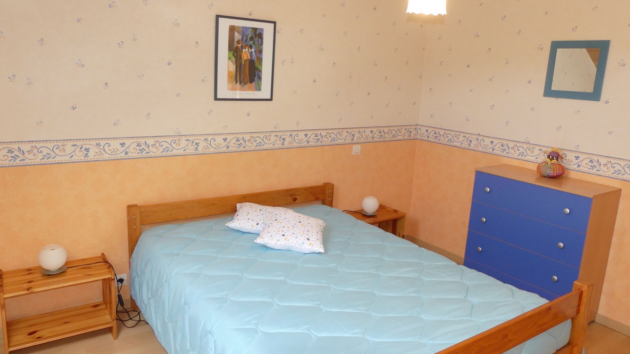 Photo of Bedroom in Taintrux