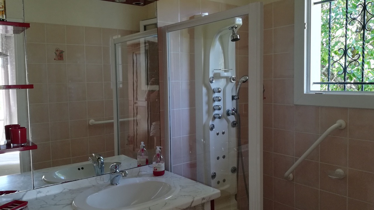 Photo of Bathroom in Plelan-le-Petit