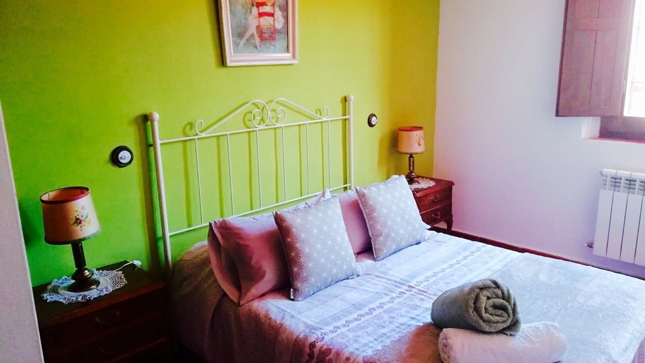 Photo of Bedroom in Alcabon