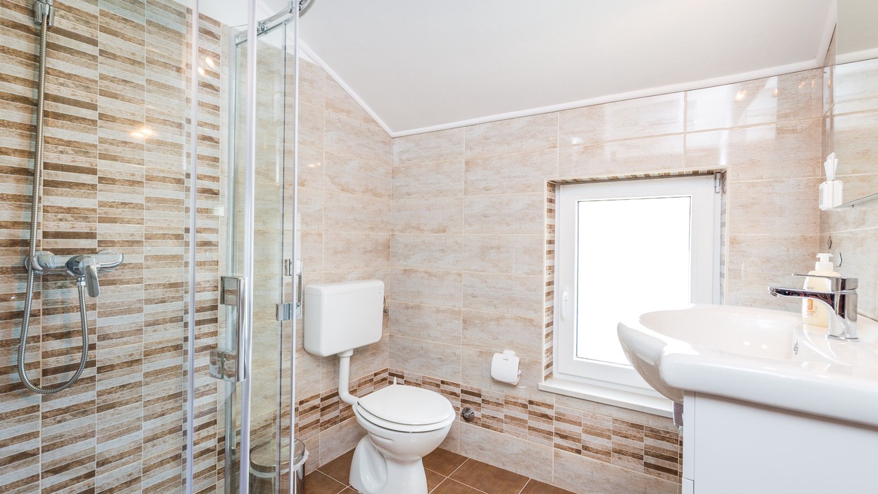 Photo of Bathroom in Bakar