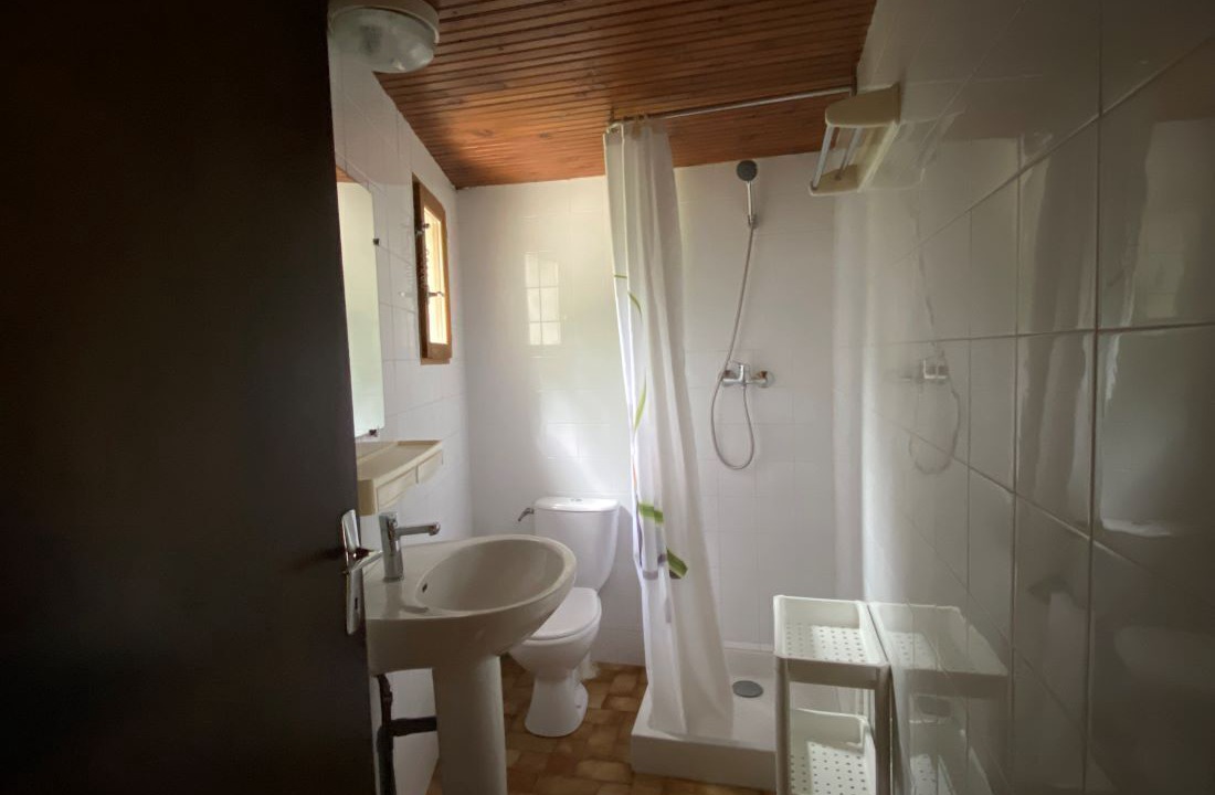 Photo of Bathroom in Durfort