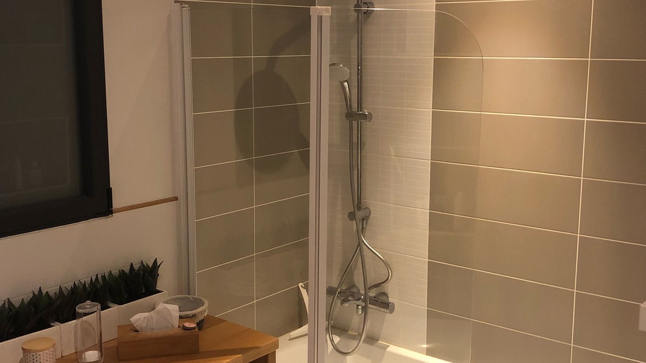 Photo of Bathroom in Le Cres