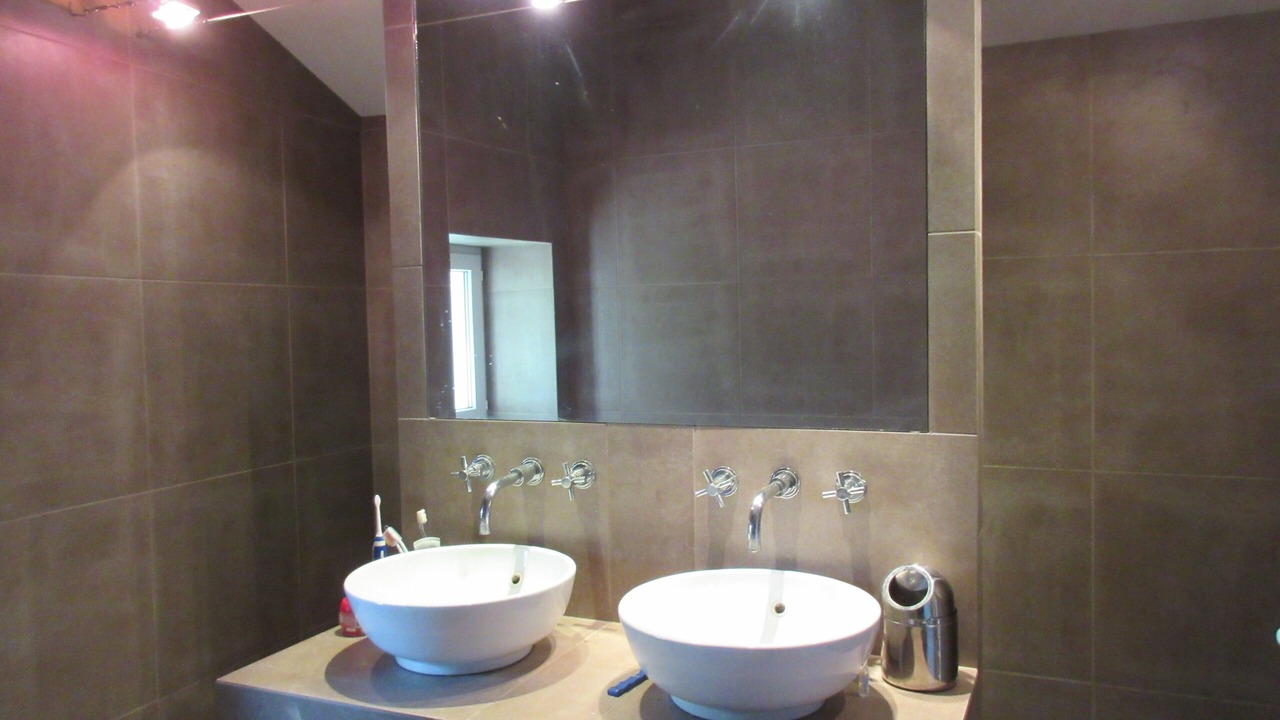 Photo of Bathroom in Tavel