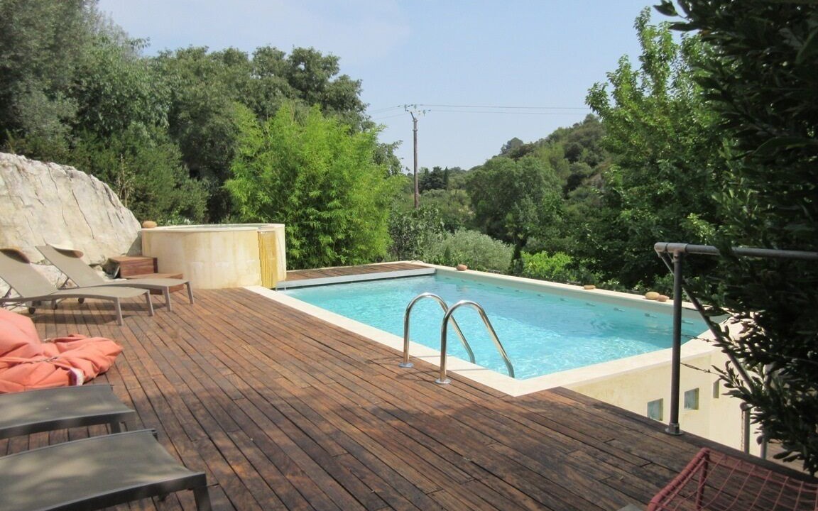 Photo of Outdoor in Tavel