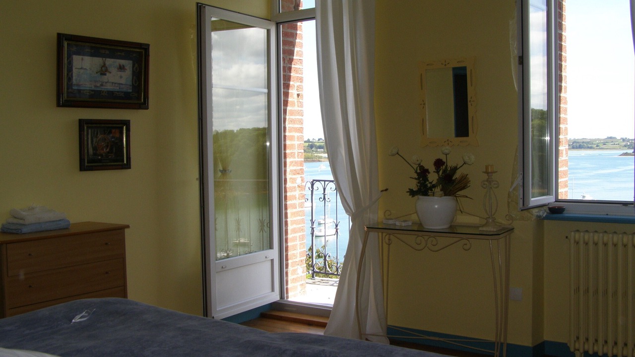 Photo of Bedroom in Le Minihic-sur-Rance