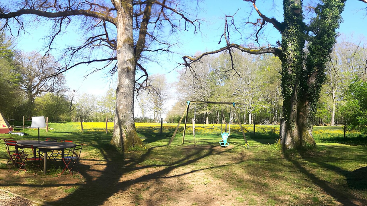 Photo of Others in Donzy