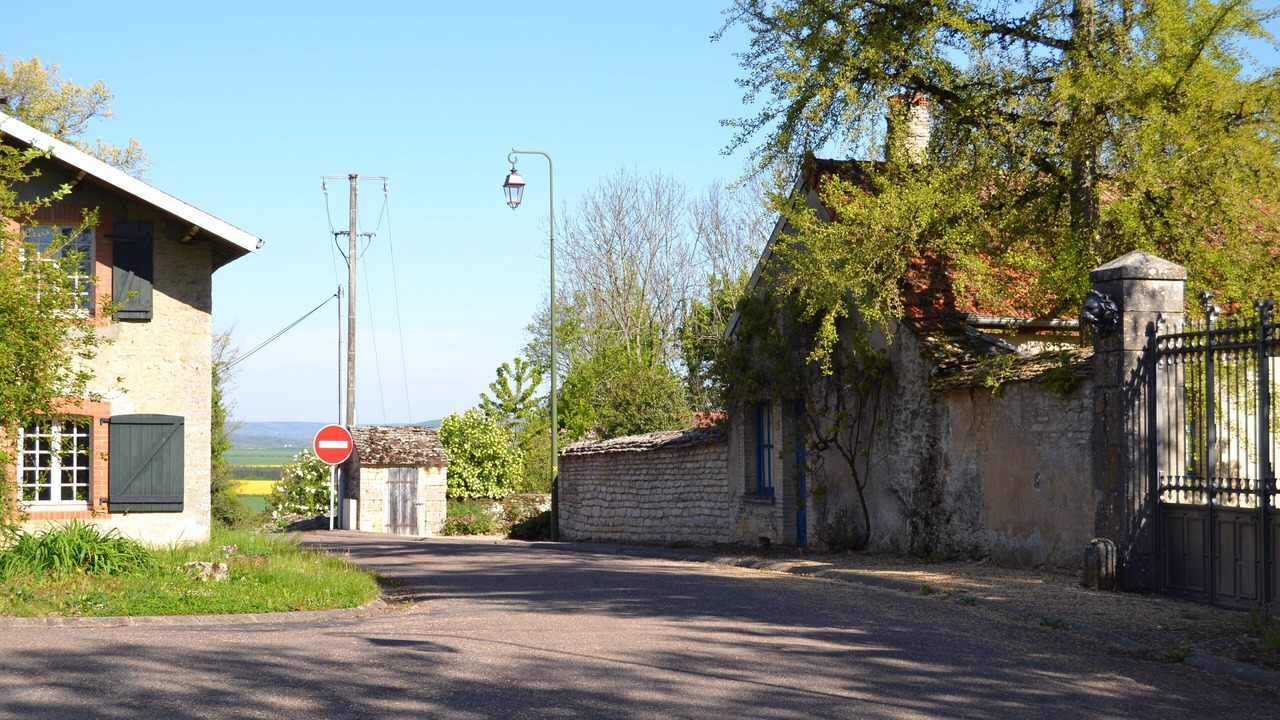 Photo of Outdoor in Cusey