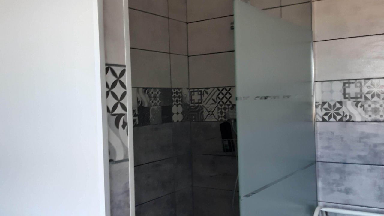 Photo of Bathroom in Cournonsec