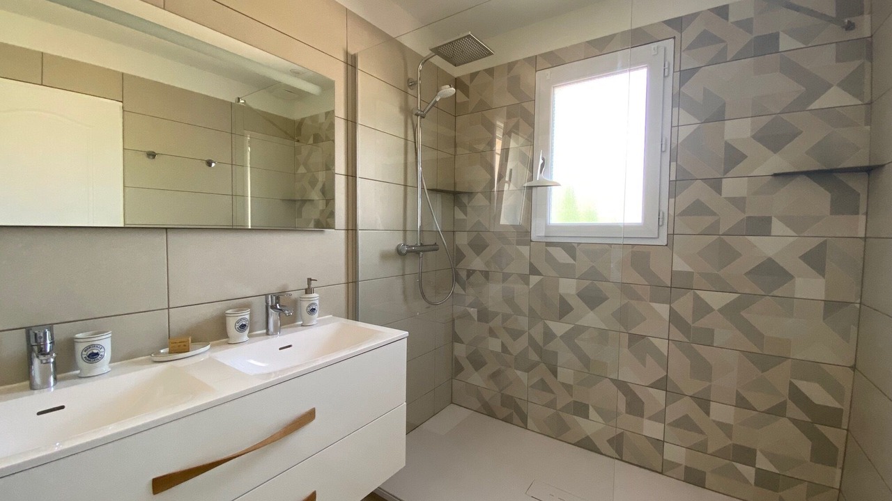 Photo of Bathroom in La Bastide-d'Engras