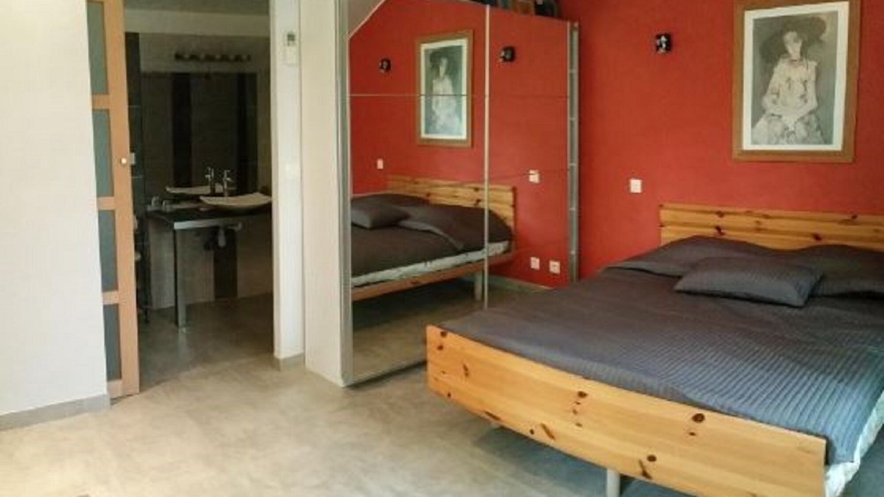 Photo of Bedroom in Lesperon