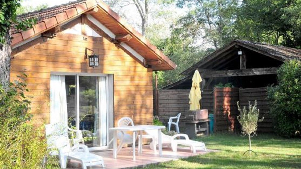 Photo of Outdoor in Lesperon