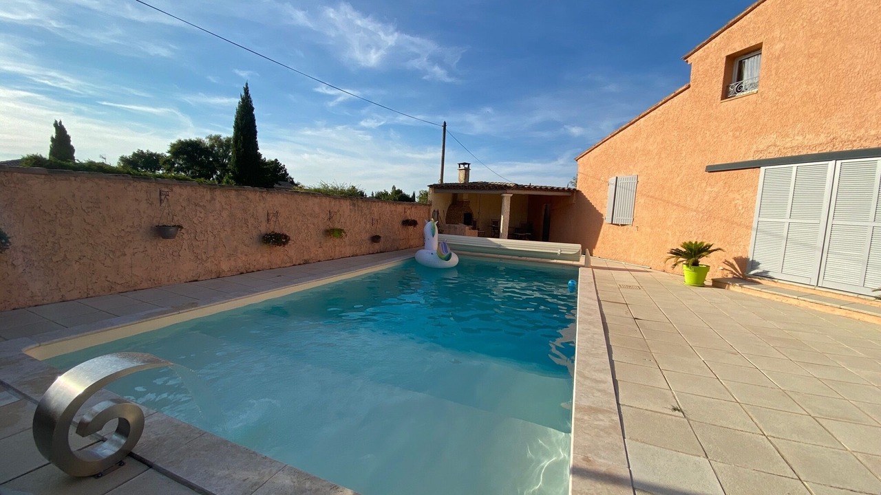 Photo of Outdoor in Camaret-sur-Aigues