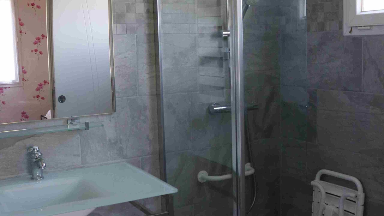 Photo of Bathroom in Beauvoisin