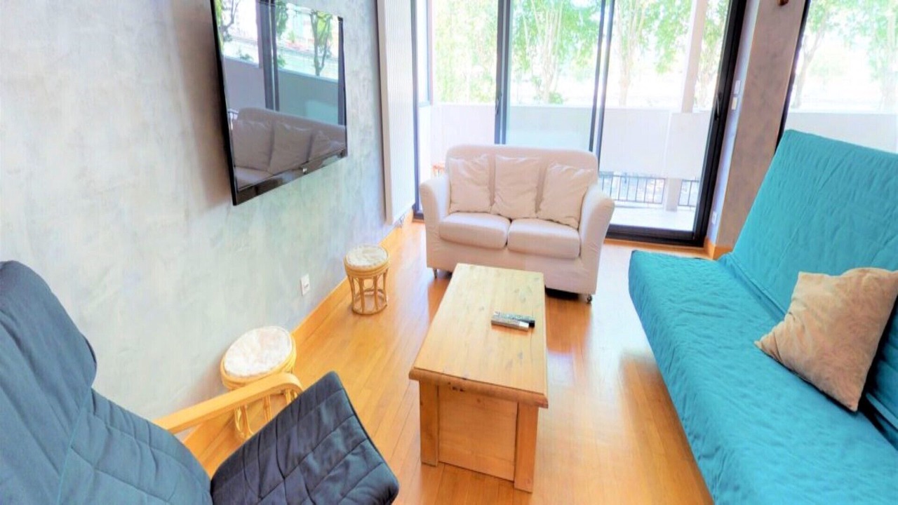 Photo of Livingroom in Yves Farge - Le Fleuve