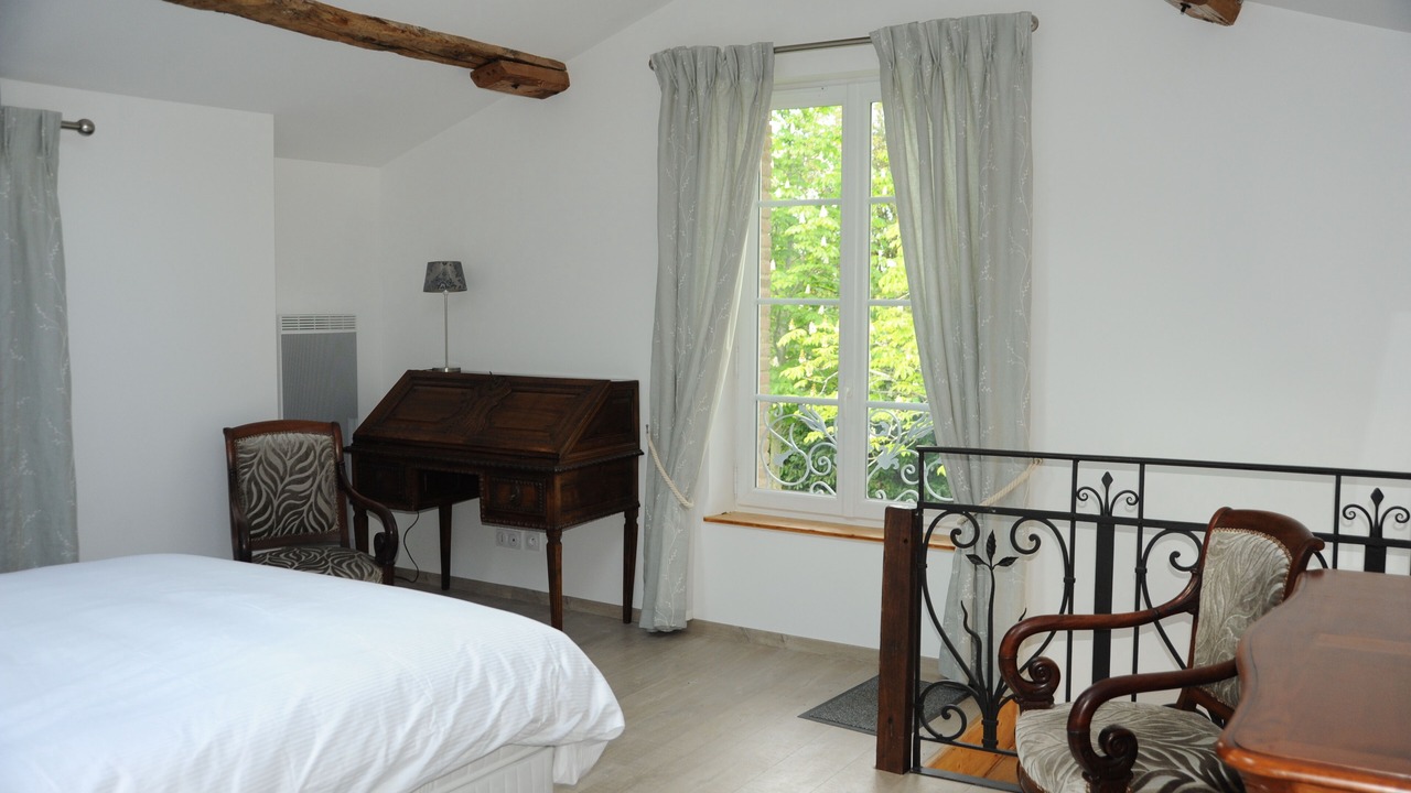 Photo of Bedroom in Beaumont-de-Lomagne