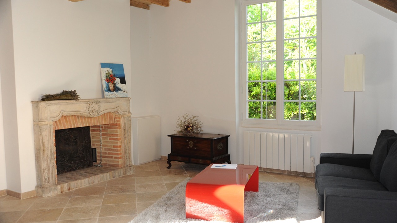 Photo of Livingroom in Beaumont-de-Lomagne