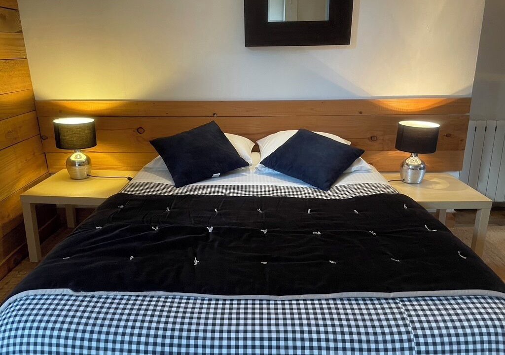 Photo of Bedroom in Laval-Roqueceziere