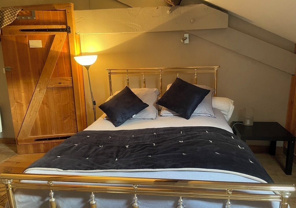 Photo of Bedroom in Laval-Roqueceziere