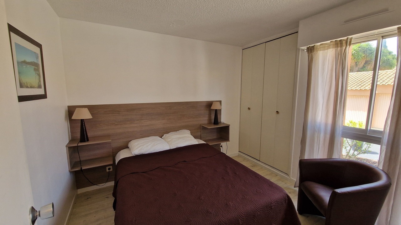 Photo of Bedroom in Le Pradet