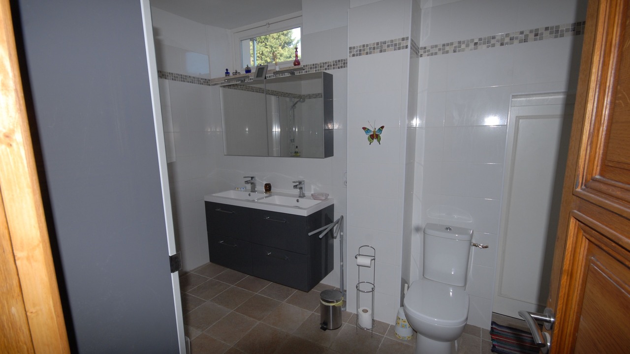 Photo of Bathroom in Castelnaudary