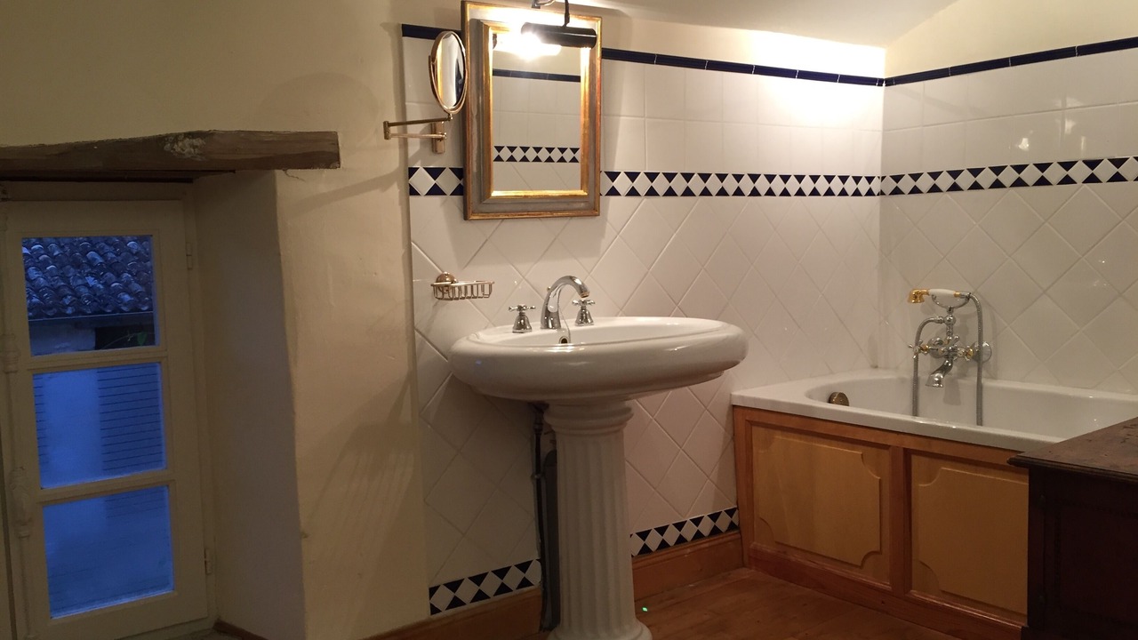 Photo of Bathroom in Saint-Seurin-de-Prats