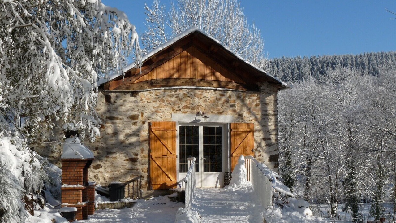 Photo of Outdoor in Martrin