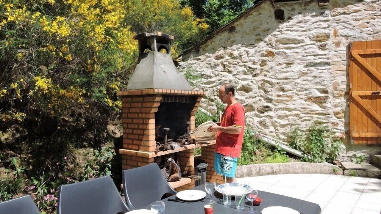 Photo of Outdoor in Martrin