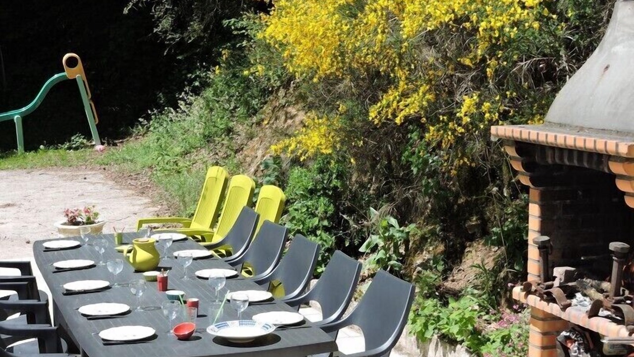 Photo of Outdoor in Martrin
