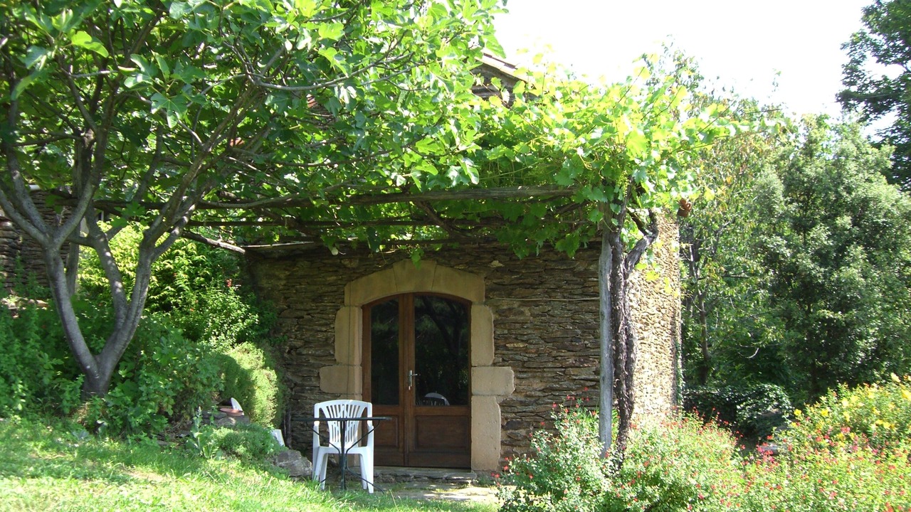 Photo of Outdoor in Charnavas