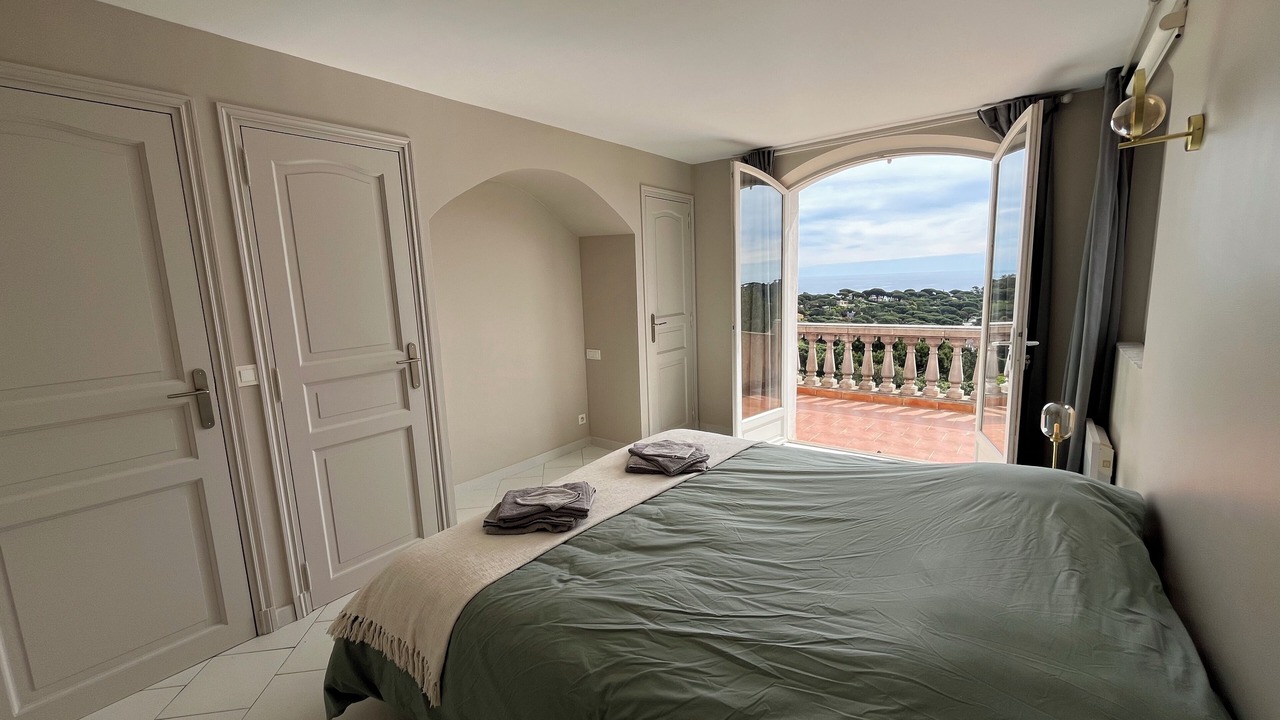 Photo of Bedroom in La Nartelle