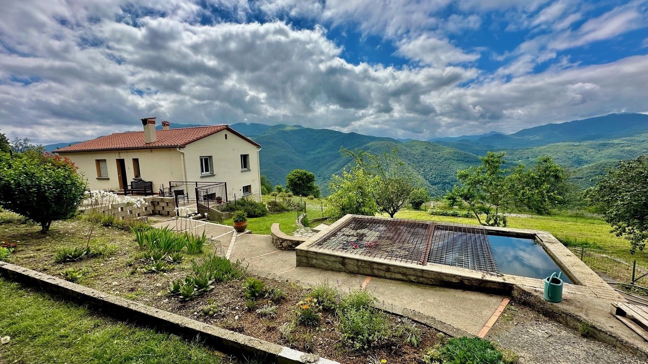 Photo of Patio Balcony in Montferrer