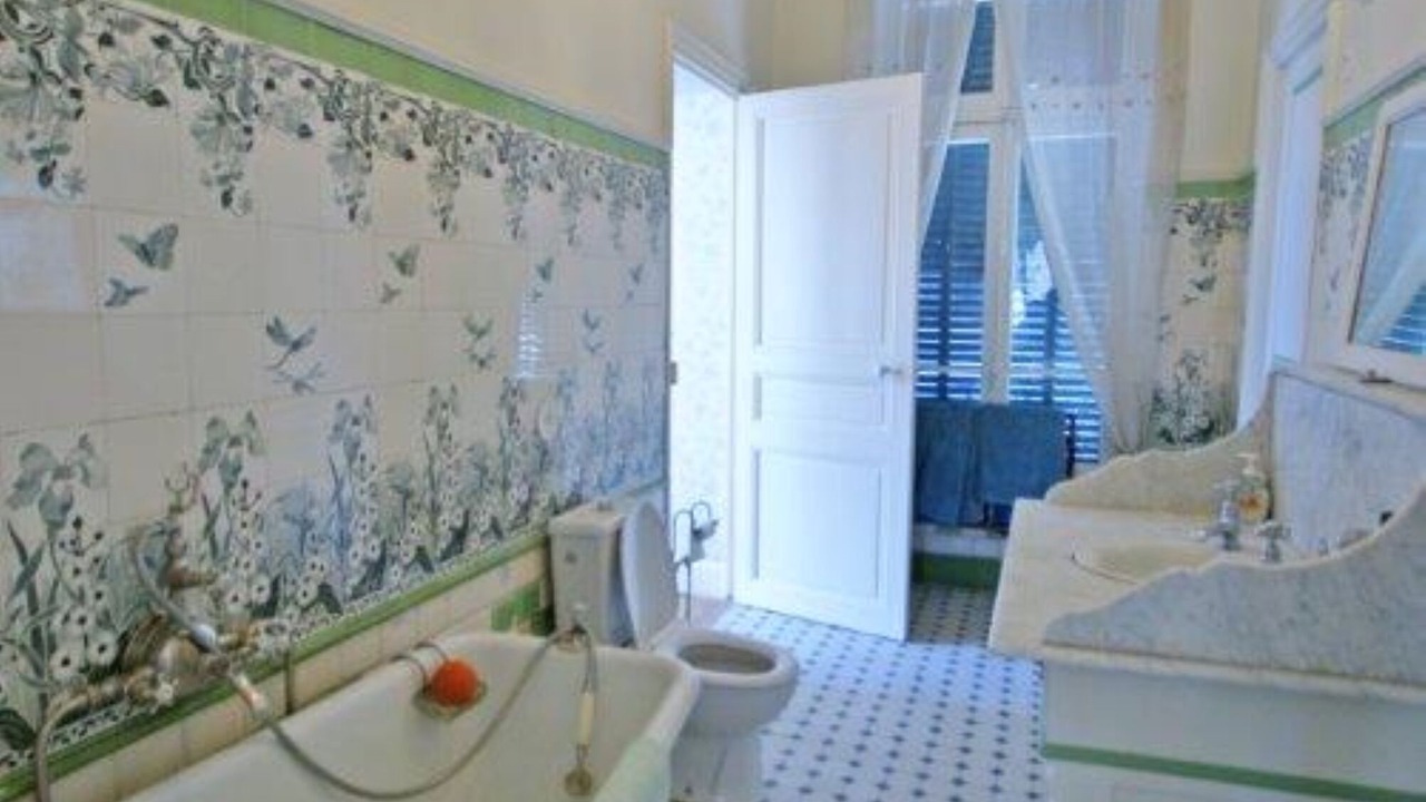 Photo of Bathroom in Barcelonnette