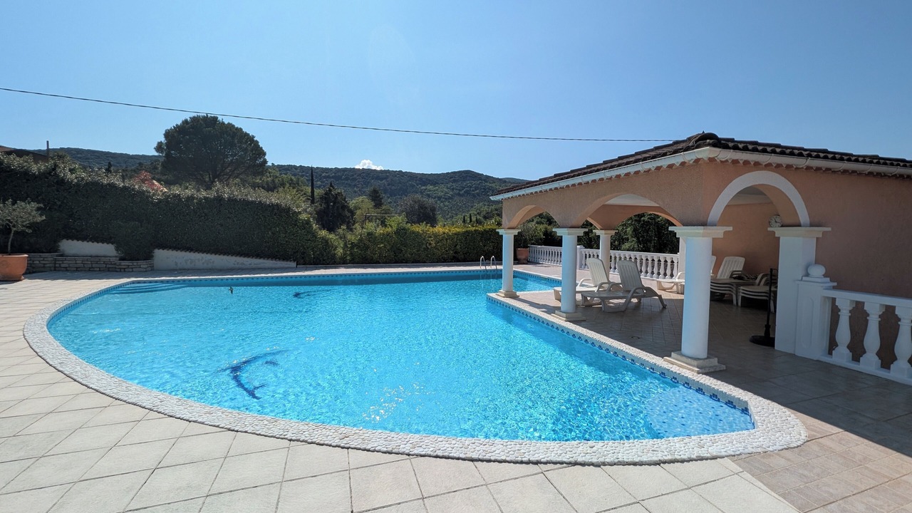 Photo of Outdoor in Grospierres