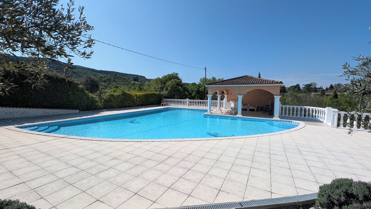 Photo of Outdoor in Grospierres