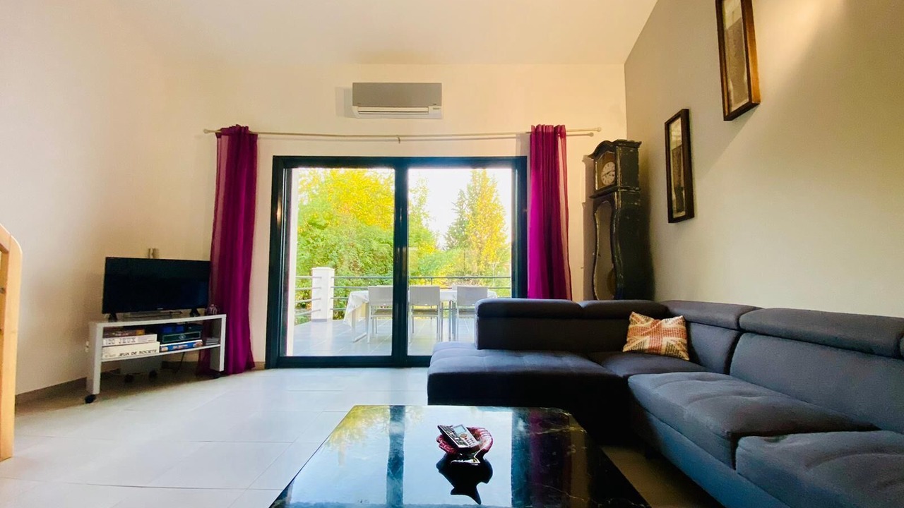 Photo of Livingroom in Esperaza