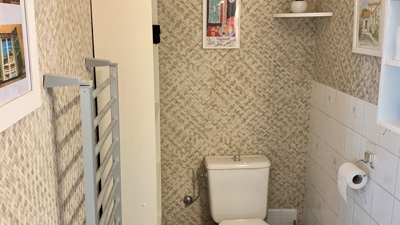 Photo of Bathroom in Saint Pierre de Feric