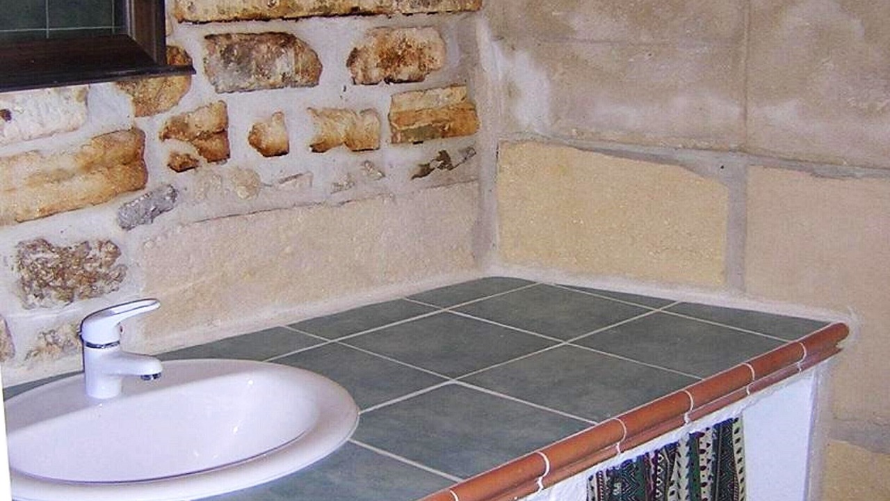 Photo of Bathroom in Arles
