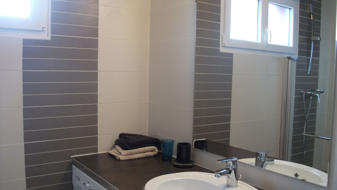 Photo of Bathroom in St-Jean-des-Champs