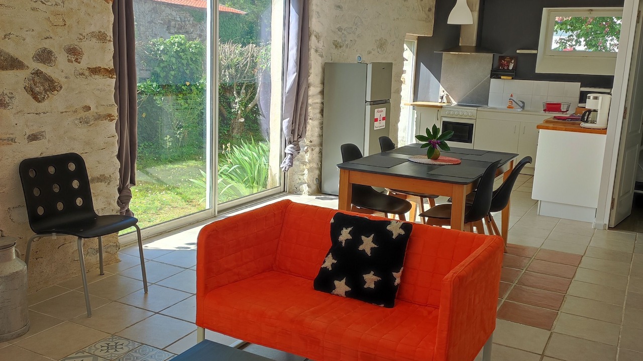 Photo of Livingroom in Frossay