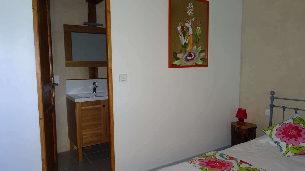 Photo of Bedroom in Blousson-Serian