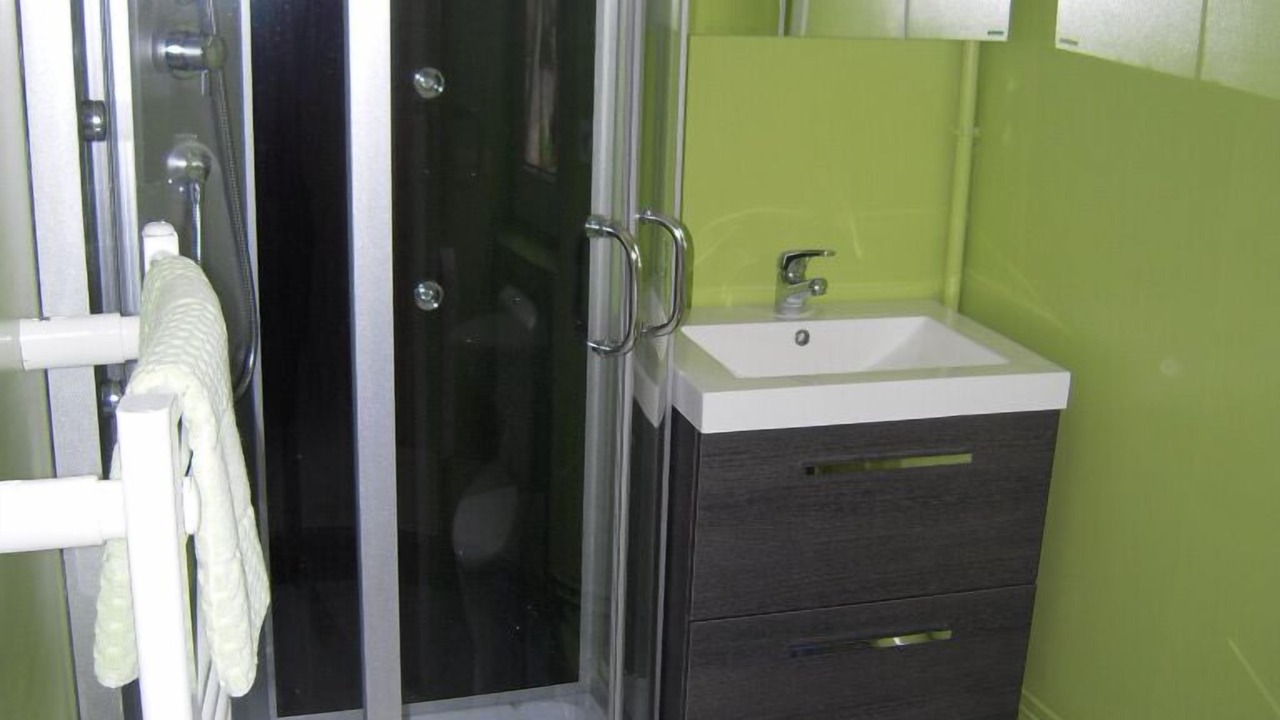 Photo of Bathroom in Lumigny-Nesles-Ormeaux