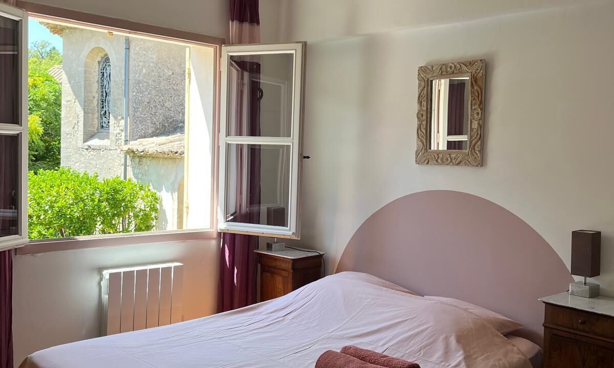 Photo of Bedroom in Saint-Martin-de-Castillon