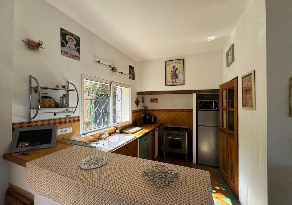 Photo of Kitchen in Saint-Martin-de-Castillon