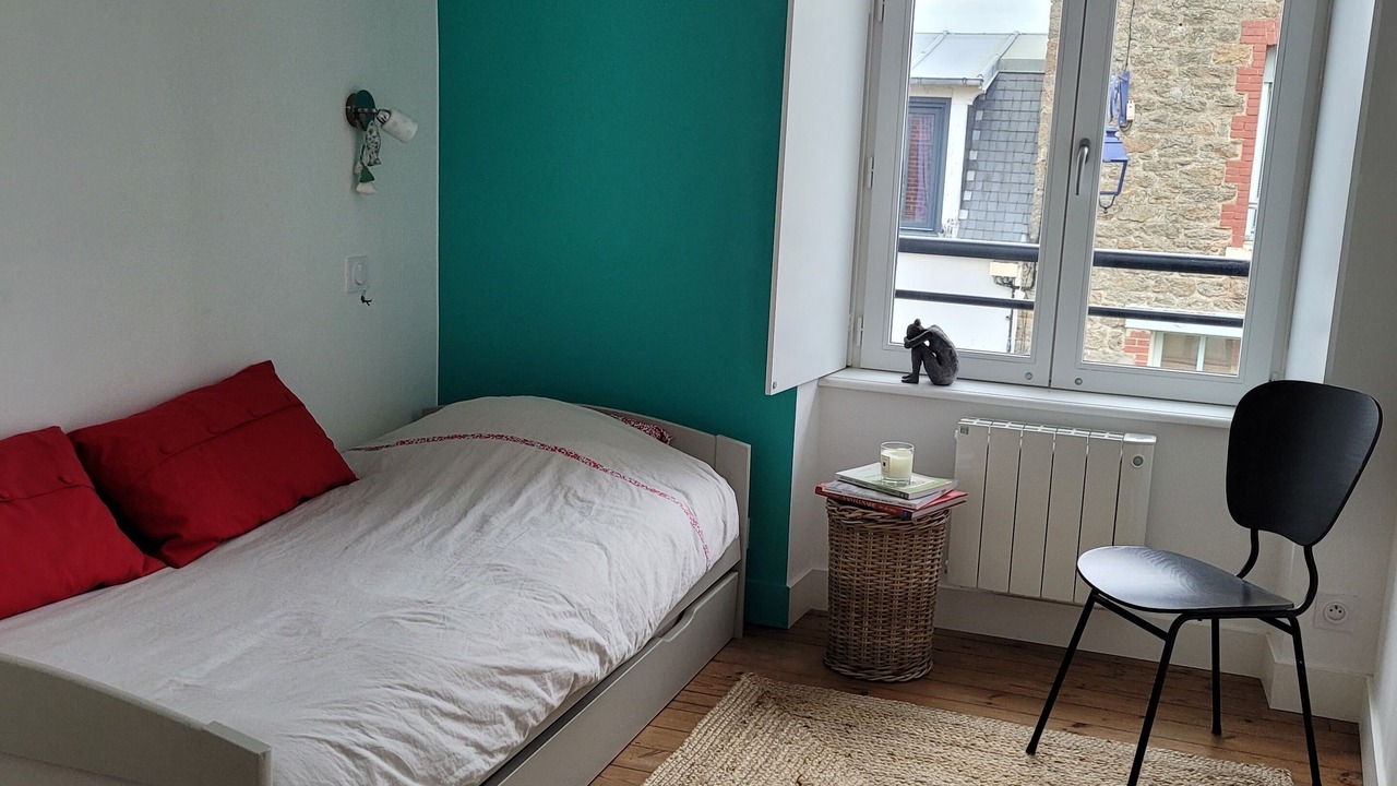 Photo of Bedroom in Saint-Lunaire
