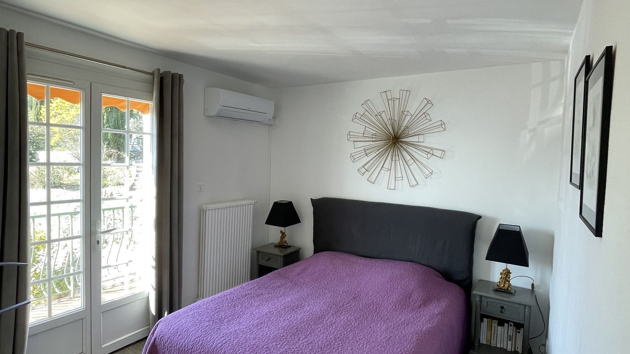 Photo of Bedroom in Carqueiranne