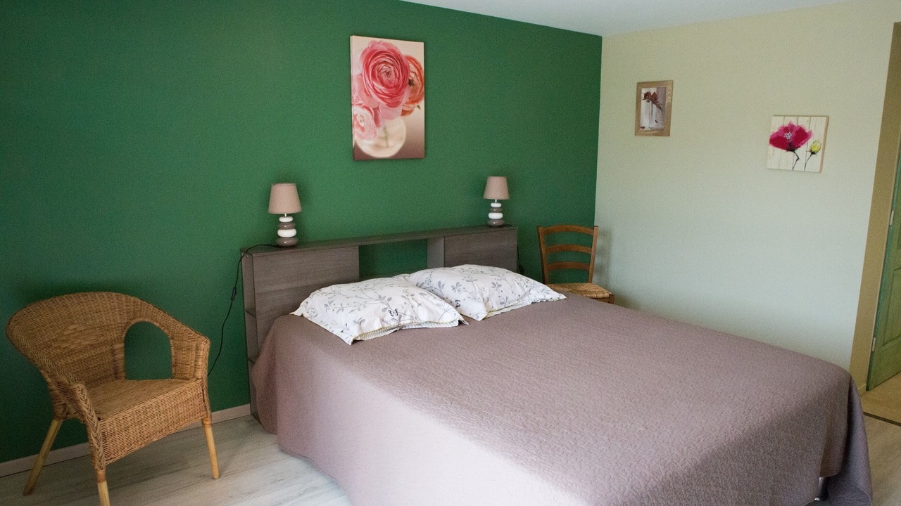 Photo of Bedroom in Meyrie
