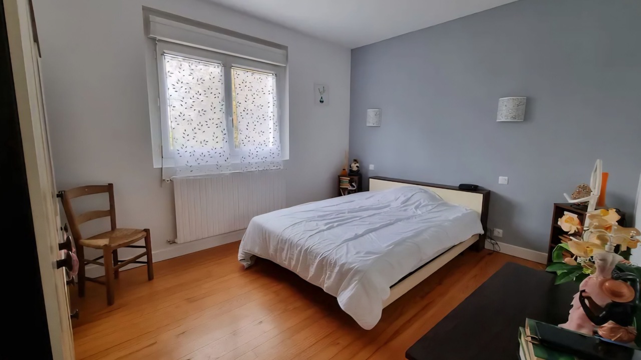 Photo of Bedroom in Galapian